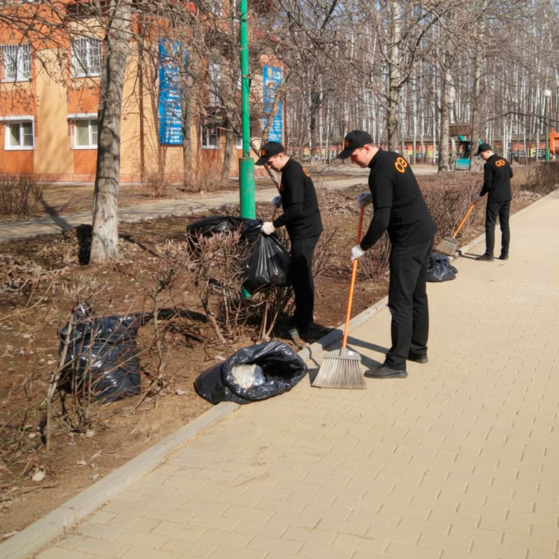 Уборка территории  в Череповце